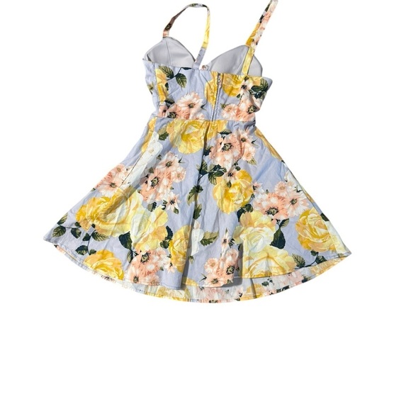 Speechless Junior’s Size 3 Floral Sleeveless Dress Fit&Flare Cutout Tie Front - Picture 4 of 9